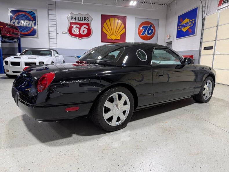 2002 Ford Thunderbird Deluxe