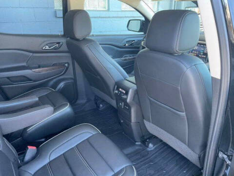 2020 GMC Acadia Denali