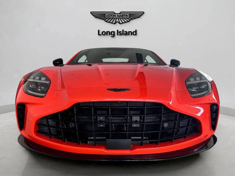 2025 Aston Martin Vantage