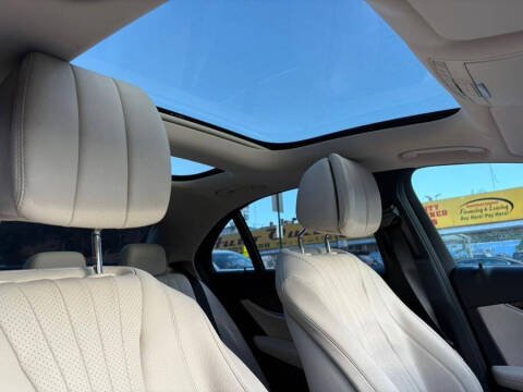 2017 Mercedes-Benz E-Class E 300 4MATIC