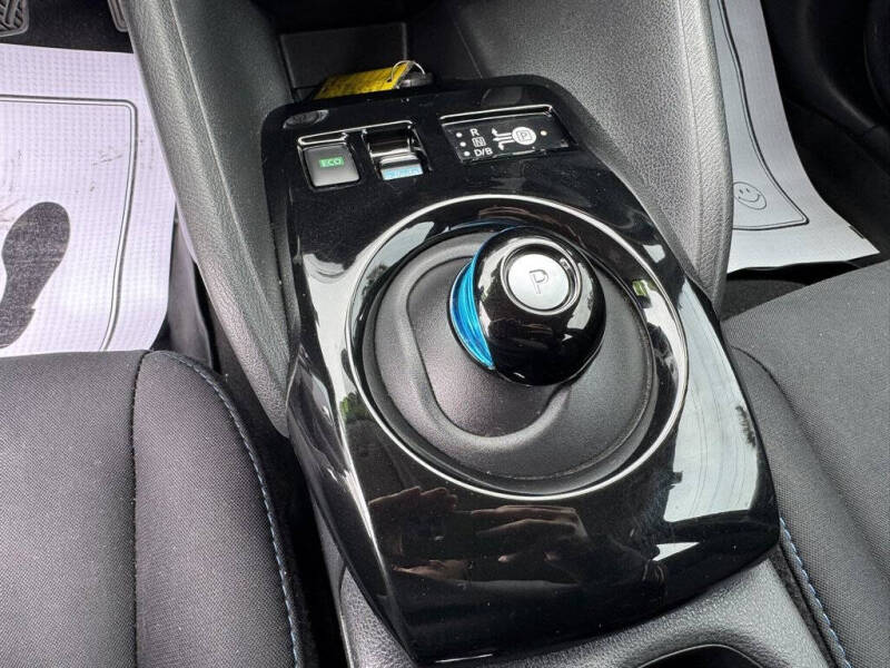 2018 Nissan LEAF S