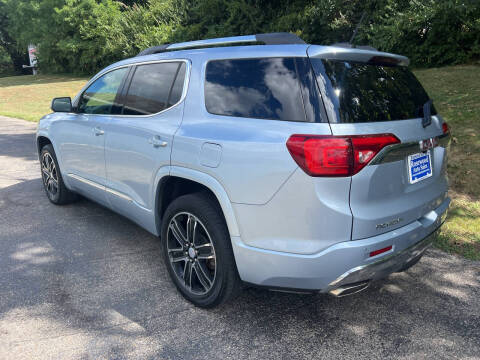2017 GMC Acadia Denali