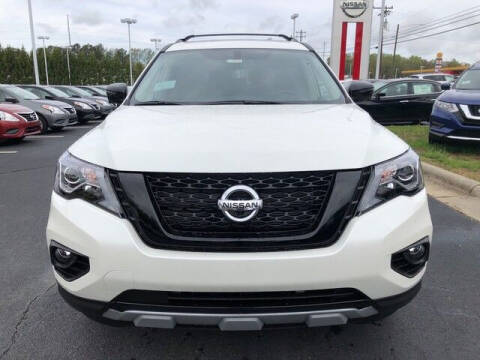 2019 Nissan Pathfinder SL