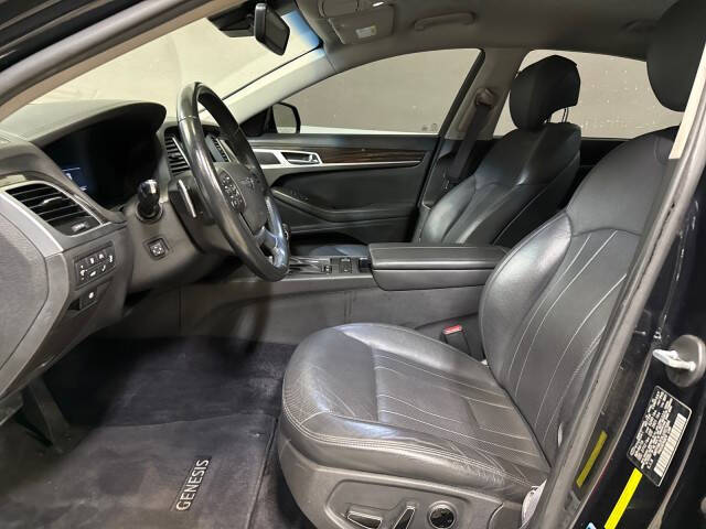 2020 Genesis G80