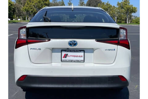 2019 Toyota Prius LE