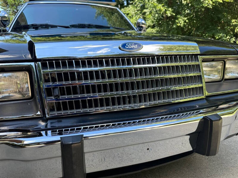 1984 Ford LTD