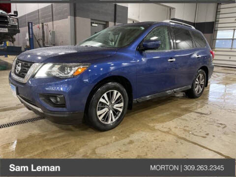 2017 Nissan Pathfinder for sale at Sam Leman CDJRF Morton in Morton IL