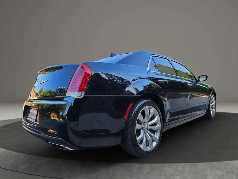 2018 Chrysler 300 Limited