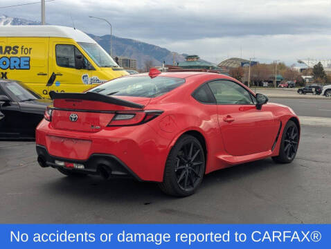 2025 Toyota GR86 Premium