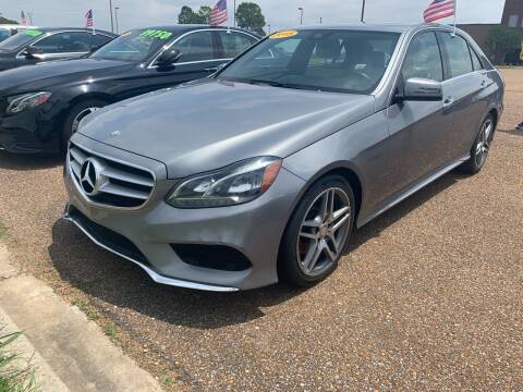 2015 Mercedes-Benz E-Class for sale at The Auto Toy Store in Robinsonville MS
