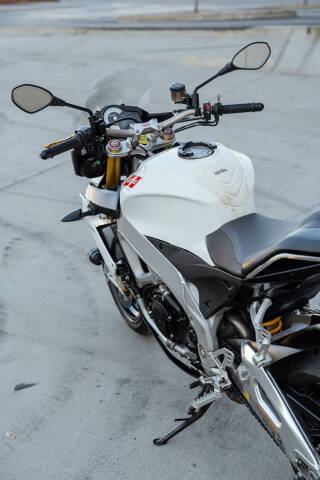 2015 Aprilia Tuono V4