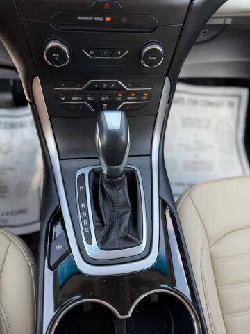 2017 Ford Edge SEL