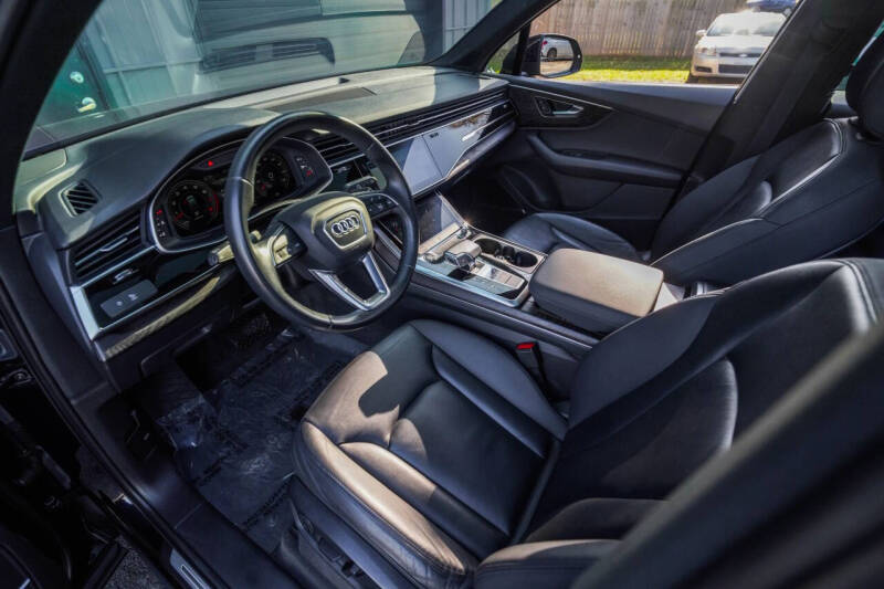 2021 Audi Q7 quattro Premium Plus 55 TFSI