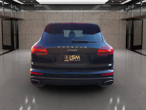 2018 Porsche Cayenne Platinum Edition