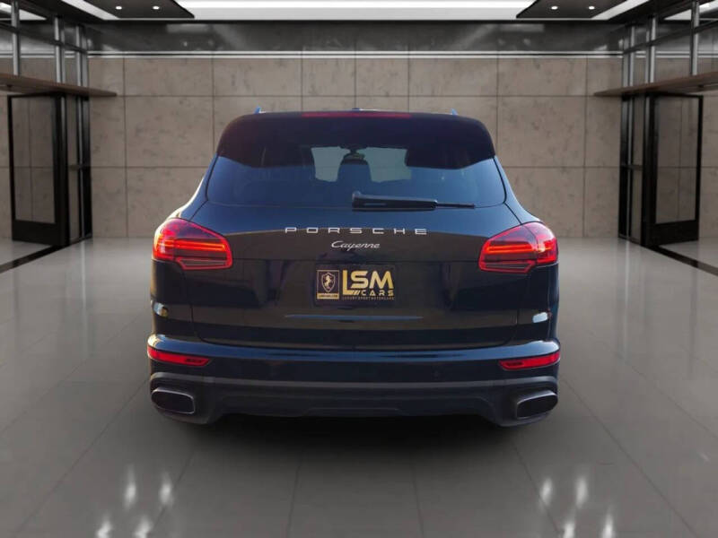 2018 Porsche Cayenne Platinum Edition