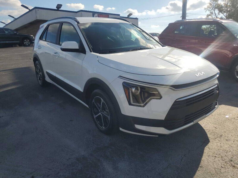 2024 Kia Niro LX