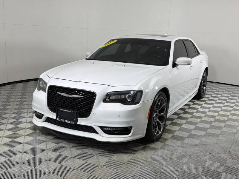 2018 Chrysler 300 S