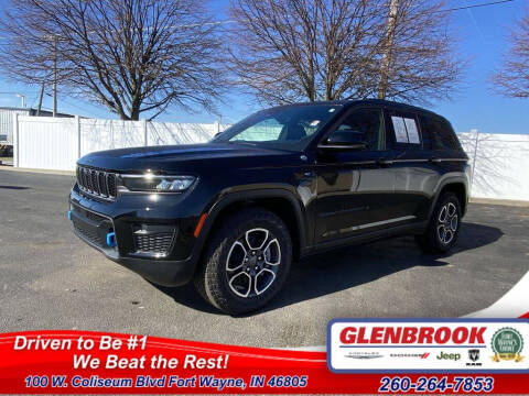 2022 Jeep Grand Cherokee for sale at Glenbrook Dodge Chrysler Jeep Ram and Fiat in Fort Wayne IN