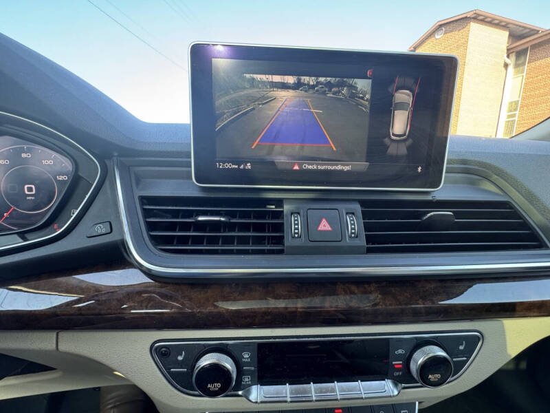 2018 Audi Q5 2.0T quattro Premium Plus