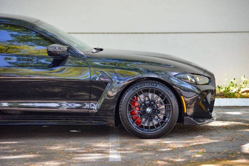 2025 BMW M4 CS