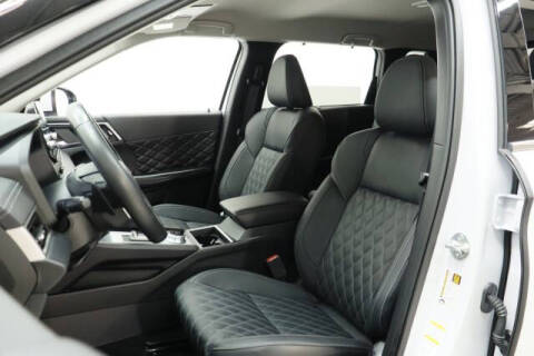 2024 Mitsubishi Outlander SEL