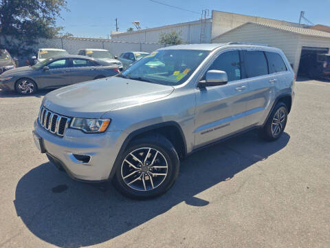 2020 Jeep Grand Cherokee Laredo E