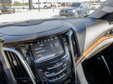 2019 Cadillac Escalade Luxury