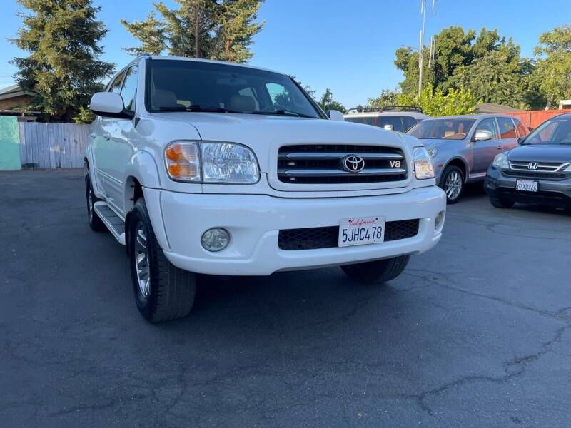 2004 Toyota Sequoia for sale at Ronnie Motors LLC in San Jose CA
