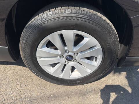 2019 Subaru Outback 2.5i