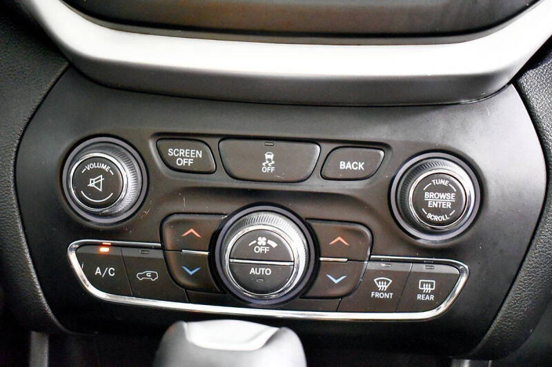 2017 Jeep Cherokee Trailhawk