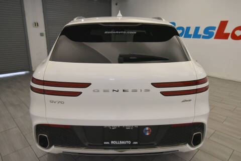 2022 Genesis GV70 2.5T Standard