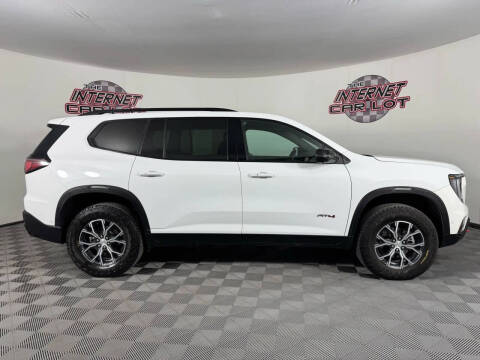 2024 GMC Acadia AT4