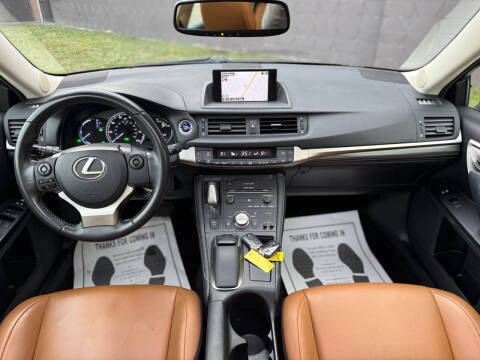 2014 Lexus CT 200h
