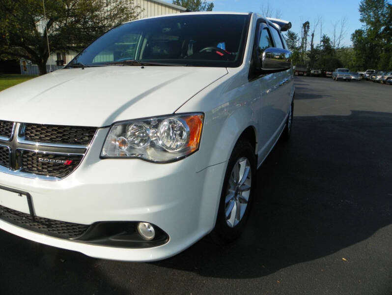 2018 Dodge Grand Caravan for sale at Ed Davis LTD in Poughquag NY