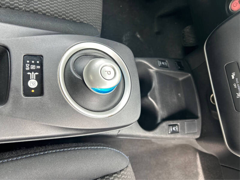 2015 Nissan LEAF
