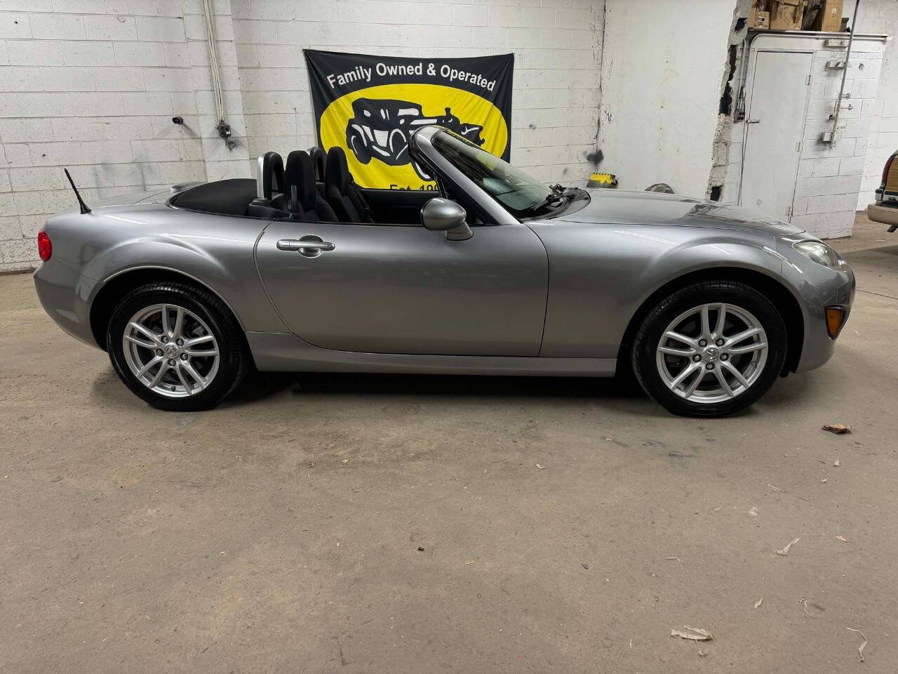 2010 Mazda MX-5 Miata 47