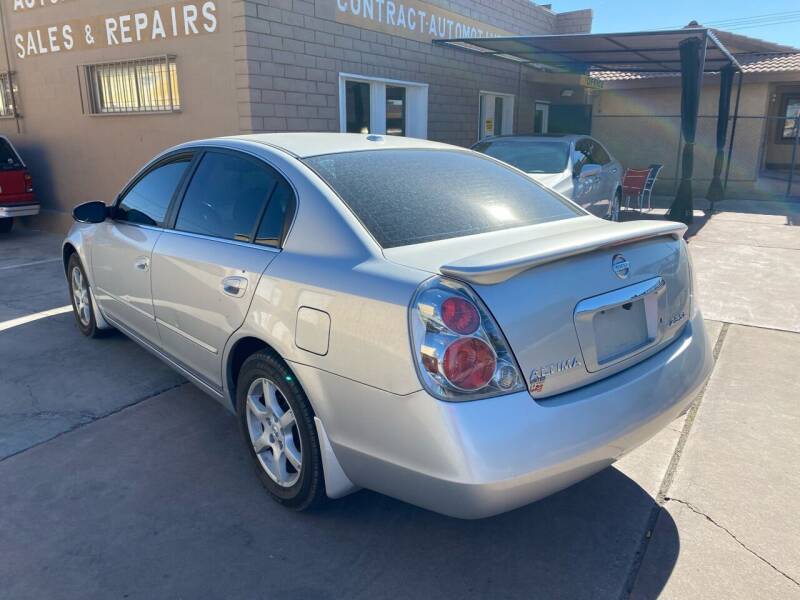 2006 Nissan Altima for sale at CONTRACT AUTOMOTIVE in Las Vegas NV