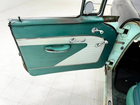 1956 Pontiac Chieftain