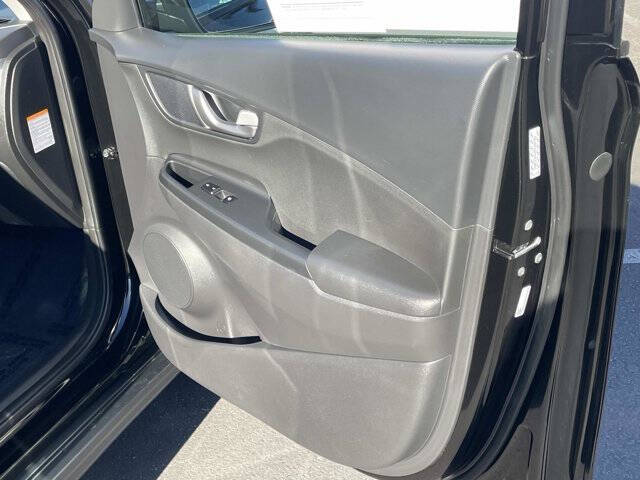 2023 Hyundai Kona Electric SE