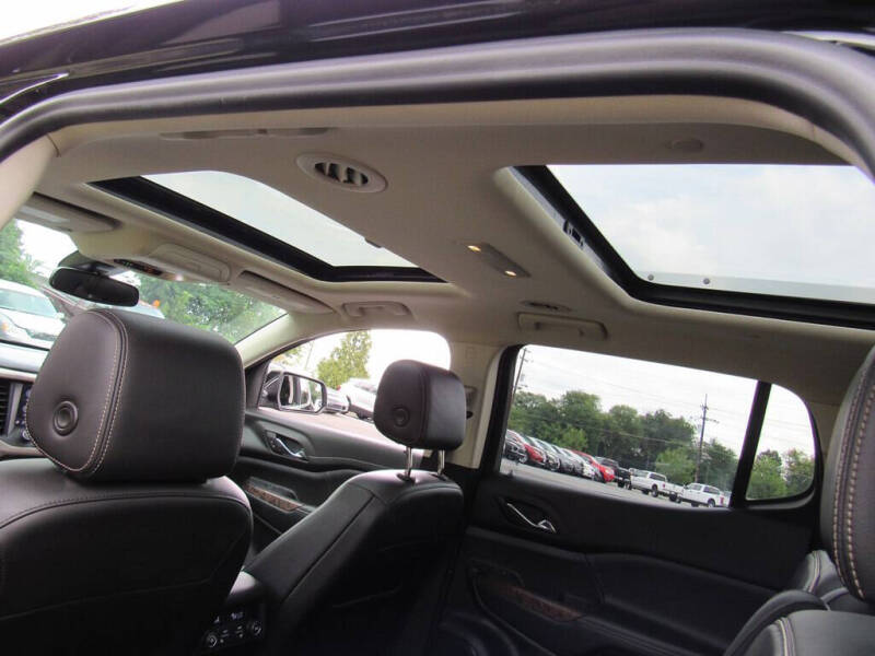 2021 GMC Acadia Denali