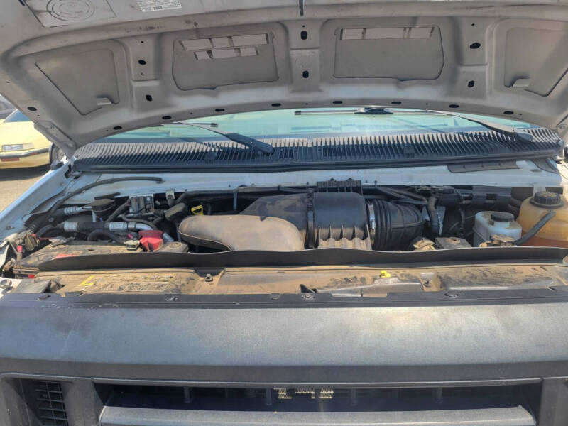 2011 Ford E-Series E-250