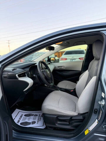 2020 Toyota Corolla LE