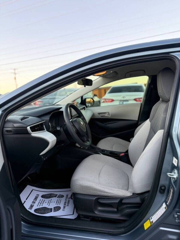 2020 Toyota Corolla LE