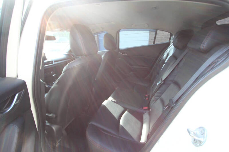2015 Mazda MAZDA3 s Touring