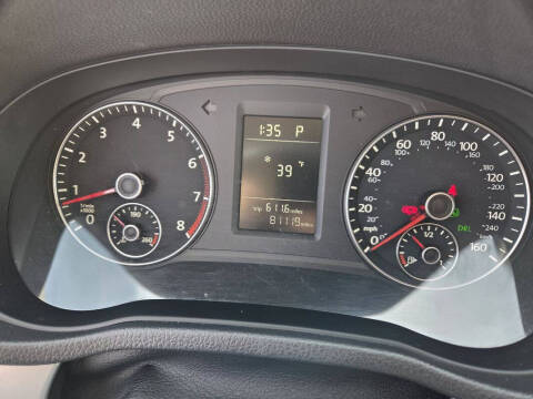 2015 Volkswagen Passat 1.8T Limited Edition