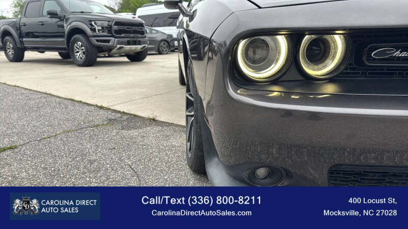 2016 Dodge Challenger 392 HEMI Scat Pack Shaker