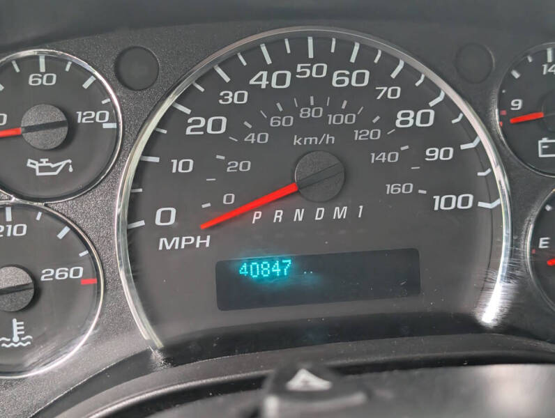 2023 Chevrolet Express 2500