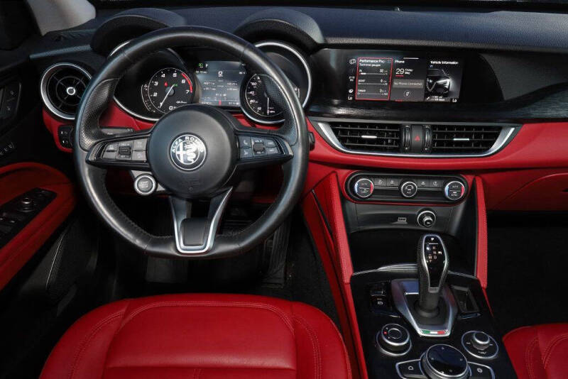 2021 Alfa Romeo Stelvio Sprint