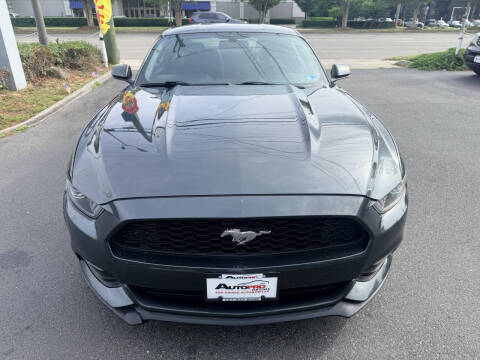 2015 Ford Mustang V6