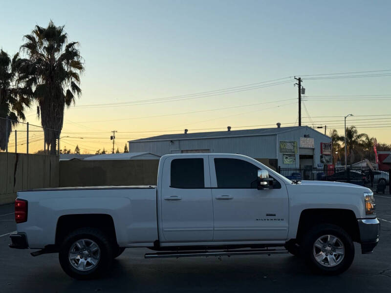 Used 2018 Chevrolet Silverado 1500 LT with VIN 1GCVKREC0JZ139081 for sale in Sacramento, CA